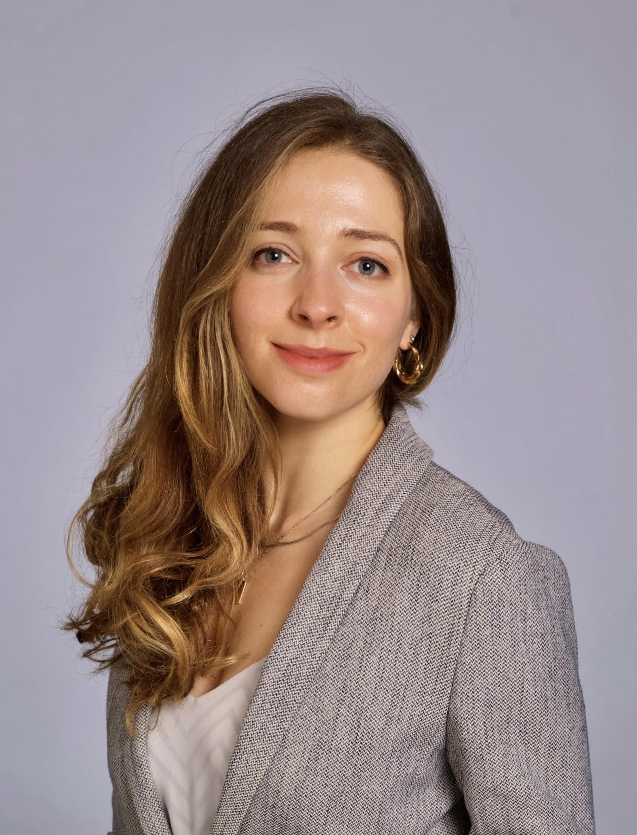 meet dr abigail chernin